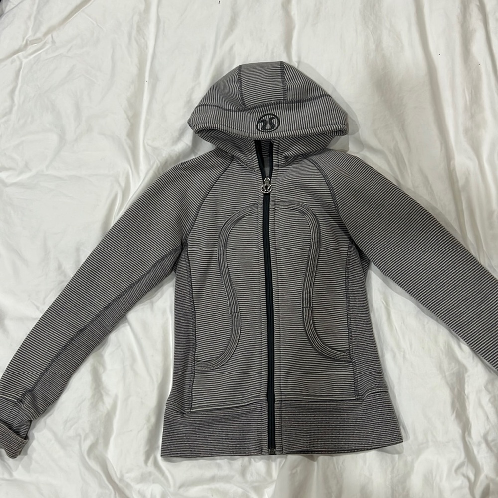 Rare Lululemon Scuba Hoodie Wren Wee Stripe Cashew size: 2